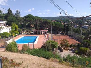 Campinghaus Camí valldeix (de). Bungalow + parcela Campinghaus Camí valldeix (de). Bungalow + parcela