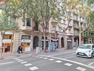 Local Comercial  Carrer de muntaner 63. Local en calle muntaner Local Comercial  Carrer de muntaner 63. Local en calle muntaner