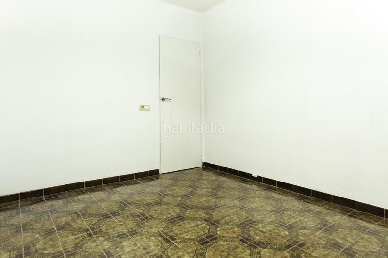 Foto 5b268d1a-2198-495a-9cd2-d7bc7d48e8fc. Piso luminoso piso completamente exterior junto a hospital vall dhebron en Barcelona Foto 5b268d1a-2198-495a-9cd2-d7bc7d48e8fc. Piso luminoso piso completamente exterior junto a hospital vall dhebron en Barcelona