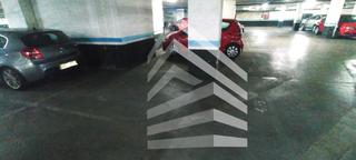 Parking voiture Carrer de sant pere d'abanto Parking voiture Carrer de sant pere d'abanto