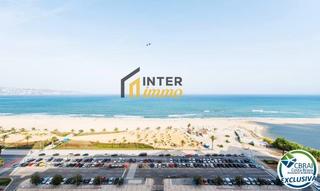 Studio Carrer muga-delta 7. Estudio en planta 17 con terraza y espectaculares vistas al mar Studio Carrer muga-delta 7. Estudio en planta 17 con terraza y espectaculares vistas al mar