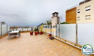 Apartament Carrer del cap norfeu 45. Dúplex con vistas impresionantes a la bahía de roses Apartament Carrer del cap norfeu 45. Dúplex con vistas impresionantes a la bahía de roses