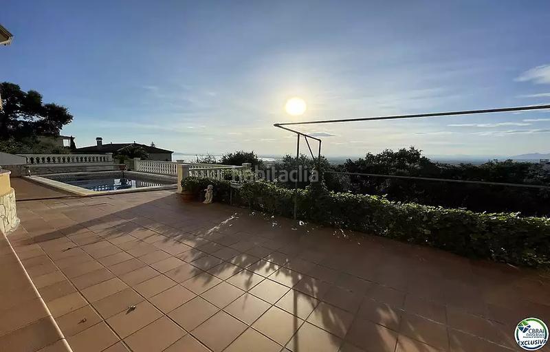 Foto 31f56e30-fade-487d-afcc-12c083cfc775. Maison avec chauffage parking piscine dans Nord Roses Foto 31f56e30-fade-487d-afcc-12c083cfc775. Maison avec chauffage parking piscine dans Nord Roses