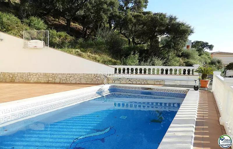Foto 8149f1eb-fcf7-4f40-b6a9-33ff1917b1d2. Maison avec chauffage parking piscine dans Nord Roses Foto 8149f1eb-fcf7-4f40-b6a9-33ff1917b1d2. Maison avec chauffage parking piscine dans Nord Roses