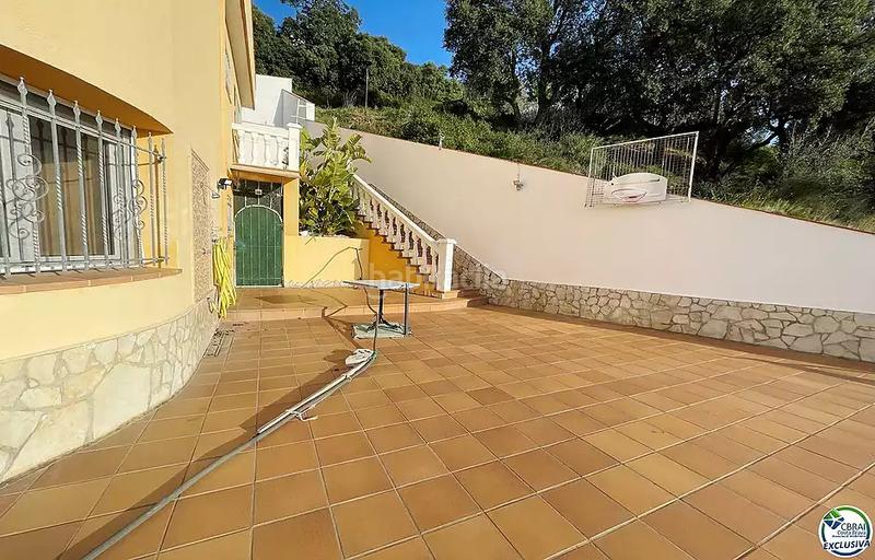 Foto a123fac1-2911-4107-b987-92d32773ddd2. Maison avec chauffage parking piscine dans Nord Roses Foto a123fac1-2911-4107-b987-92d32773ddd2. Maison avec chauffage parking piscine dans Nord Roses