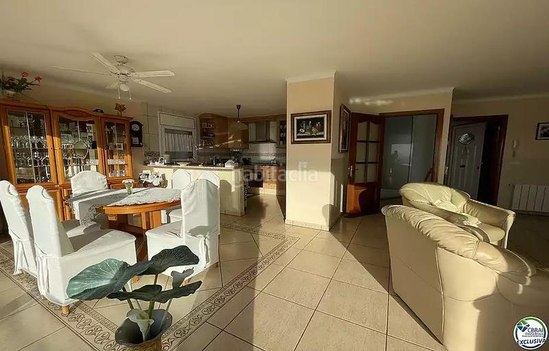 Foto f192eda5-5f8e-4af0-8641-78b6214e50e8. Maison avec chauffage parking piscine dans Nord Roses Foto f192eda5-5f8e-4af0-8641-78b6214e50e8. Maison avec chauffage parking piscine dans Nord Roses
