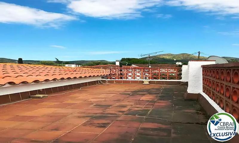 Foto 5dcf2eba-e1fd-4c60-851e-0c417b4eaa2d. Casa en calle baix camp 4 amplia casa con piscina en venta en mas boscà en Roses Foto 5dcf2eba-e1fd-4c60-851e-0c417b4eaa2d. Casa en calle baix camp 4 amplia casa con piscina en venta en mas boscà en Roses