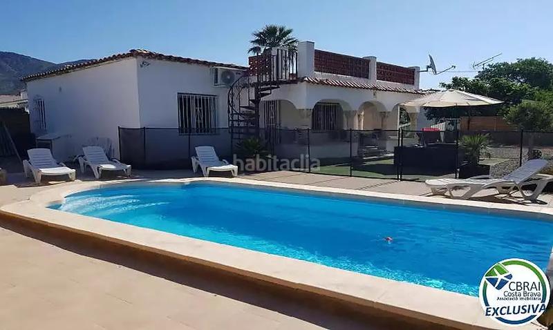 Foto 847b0d3a-cfda-4cbc-91a3-ea920f8db9c5. Casa en calle baix camp 4 amplia casa con piscina en venta en mas boscà en Roses Foto 847b0d3a-cfda-4cbc-91a3-ea920f8db9c5. Casa en calle baix camp 4 amplia casa con piscina en venta en mas boscà en Roses