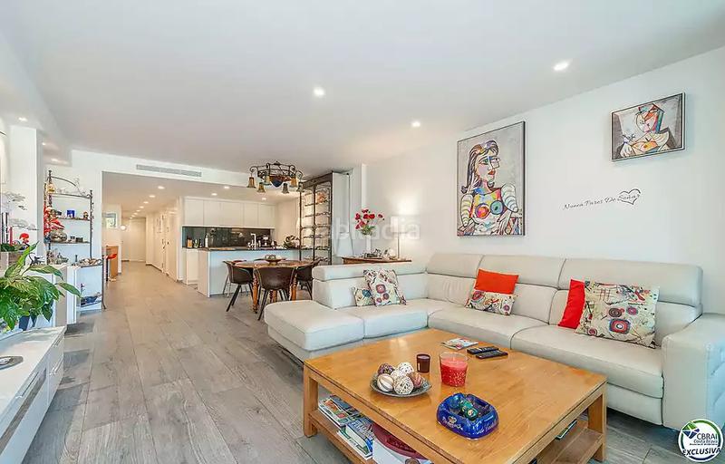 Foto b82875af-63b1-42bd-8600-3a9ca4a8ff82. Appartamento con riscaldamento in Centre Roses Foto b82875af-63b1-42bd-8600-3a9ca4a8ff82. Appartamento con riscaldamento in Centre Roses
