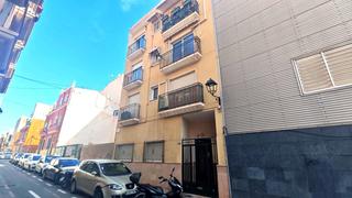 Pis  Alicante - cl pozo. Se vende piso en alicante perfecto inversión zona mercado centra Pis  Alicante - cl pozo. Se vende piso en alicante perfecto inversión zona mercado centra