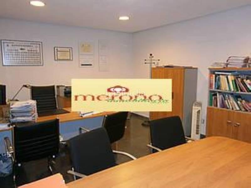 Foto 744fdf27-4837-425c-943b-e134b134b465. Oficina  pisos azules en Reina Victoria - Miguel Hernández Elche / Elx Foto 744fdf27-4837-425c-943b-e134b134b465. Oficina  pisos azules en Reina Victoria - Miguel Hernández Elche / Elx