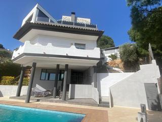 Maison à Canyelles. Villa moderna totalmente renovada, vistas panorámicas al mar en Maison à Canyelles. Villa moderna totalmente renovada, vistas panorámicas al mar en