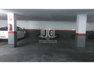 Aparcament cotxe Brenguer iv. Parking en alquiler Aparcament cotxe Brenguer iv. Parking en alquiler
