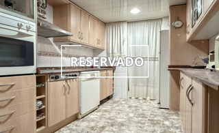 Pis a Camps Blancs. Piso exterior en camps blancs  1 con ascensor, junto al mercado Pis a Camps Blancs. Piso exterior en camps blancs  1 con ascensor, junto al mercado