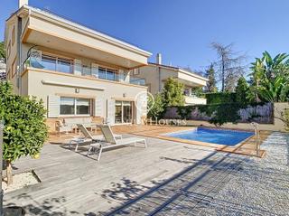 Casa en Vilassar de Dalt. Casa a la venta con piscina salina en vilassar de dalt