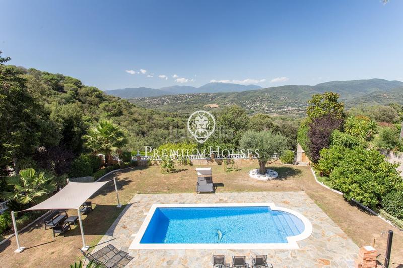 Foto 67b647d3-8713-49a6-8570-86f2d9844419. Casa amb calefacció aparcament piscina a Urbanitzacions Mataró Foto 67b647d3-8713-49a6-8570-86f2d9844419. Casa amb calefacció aparcament piscina a Urbanitzacions Mataró
