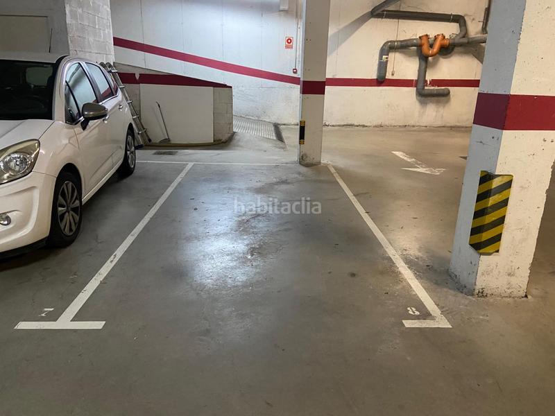 Foto c5fc0f37-0cb2-4301-825b-e02845a44b77. Aparcament cotxe a del sauc 2 a Quart Foto c5fc0f37-0cb2-4301-825b-e02845a44b77. Aparcament cotxe a del sauc 2 a Quart