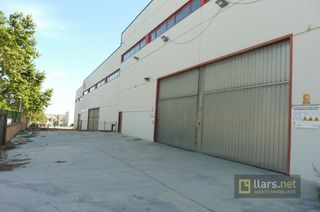 Nave industrial en Carrer masia nova, 19. Nave industrial de 705 m2 Nave industrial en Carrer masia nova, 19. Nave industrial de 705 m2