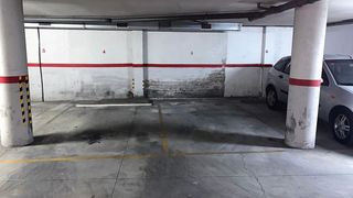 Alquiler Parking coche Carrer constitucio. En el centro Alquiler Parking coche Carrer constitucio. En el centro
