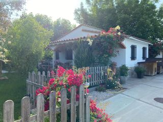 Chalet A 200m de alcarràs. A 200m del pueblo Chalet A 200m de alcarràs. A 200m del pueblo
