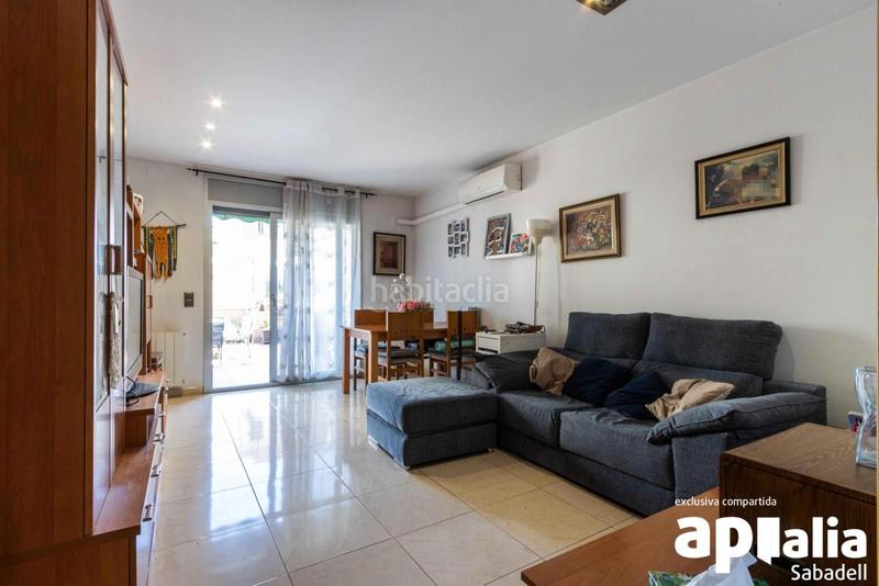 Foto 42d8cffc-7939-447b-bcd5-7efacc6ec93b. Casa adossada amb calefacció aparcament a La Romànica Barberà del Vallès Foto 42d8cffc-7939-447b-bcd5-7efacc6ec93b. Casa adossada amb calefacció aparcament a La Romànica Barberà del Vallès
