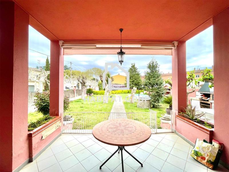 Foto bd50eeac-f9fa-4ba7-88b5-1a9d410c46bf. Casa amb calefacció piscina a Caldes de Malavella Foto bd50eeac-f9fa-4ba7-88b5-1a9d410c46bf. Casa amb calefacció piscina a Caldes de Malavella