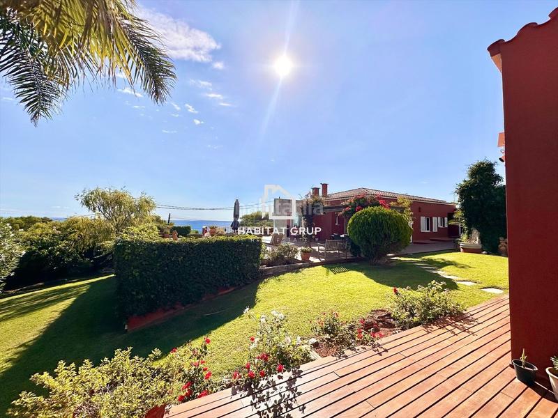 Foto c23a87f9-f039-4bb2-bd6e-7b9c07d6bfec. Chalet with heating pool in Biniancolla-Punta Prima Sant Lluís Foto c23a87f9-f039-4bb2-bd6e-7b9c07d6bfec. Chalet with heating pool in Biniancolla-Punta Prima Sant Lluís