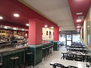 Traspaso Local Comercial Carrer josep umbert Traspaso Local Comercial Carrer josep umbert