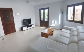 Rent Flat in Carrer monges, de les ( p.c. ), 10. Piso de tres habitaciones Rent Flat in Carrer monges, de les ( p.c. ), 10. Piso de tres habitaciones
