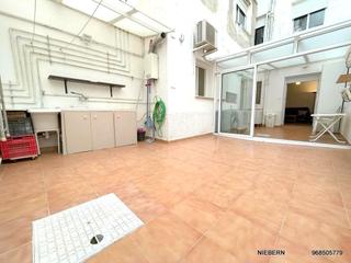 Appartement à Ciudad Jardín. ?? encantador piso en planta baja con gran patio y todas las com Appartement à Ciudad Jardín. ?? encantador piso en planta baja con gran patio y todas las com
