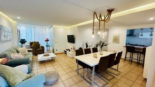 Pis  Gran via. Un refugio exclusivo en port adriano Pis  Gran via. Un refugio exclusivo en port adriano