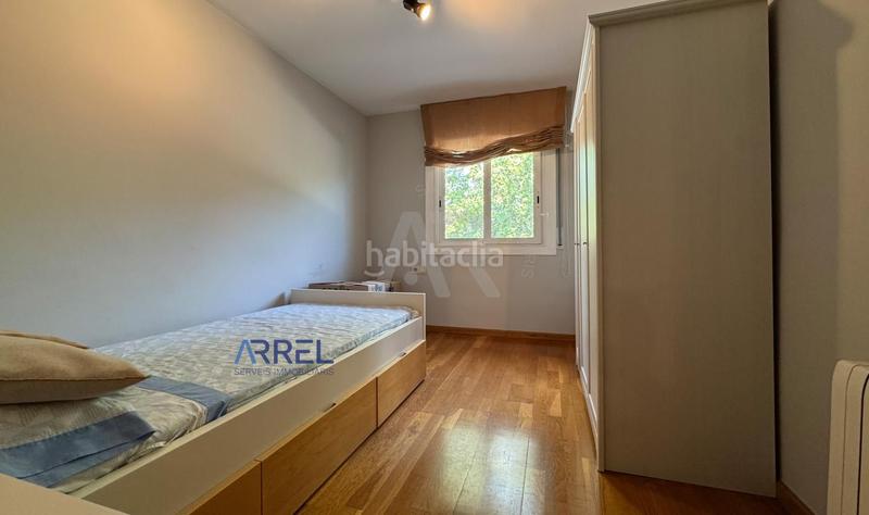 Foto 1b1ffedb-fdeb-40df-8822-10d69795f885. Casa adosada en el centro en Alella Foto 1b1ffedb-fdeb-40df-8822-10d69795f885. Casa adosada en el centro en Alella