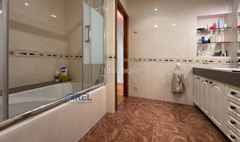 Foto db72e6fe-1f8f-4b70-8895-3d3bbcd035de. Casa adosada en el centro en Alella Foto db72e6fe-1f8f-4b70-8895-3d3bbcd035de. Casa adosada en el centro en Alella