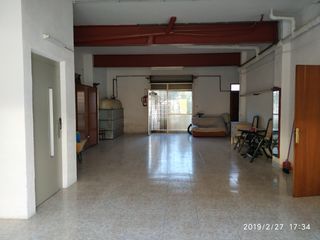 Casa adossada Garcia estrada , 39. Garatge gran per a 4 cotxes Casa adossada Garcia estrada , 39. Garatge gran per a 4 cotxes