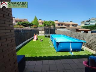 Maison jumelée à Sils. Casa adosada en venta en pueblo Maison jumelée à Sils. Casa adosada en venta en pueblo