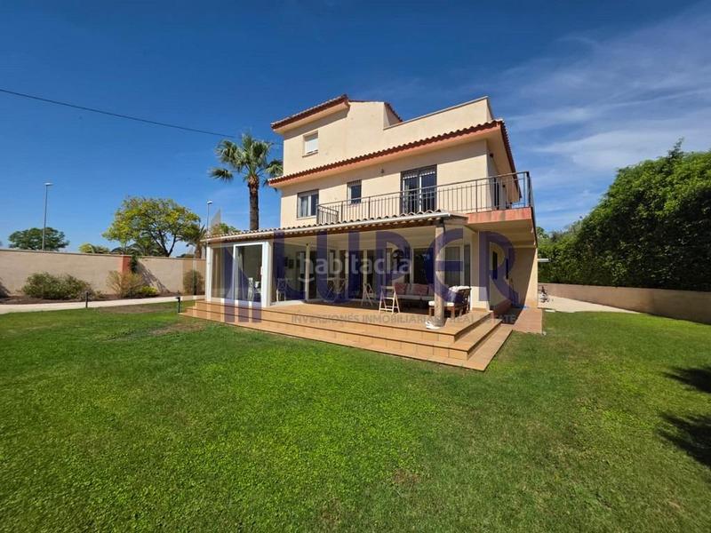 Foto c4b9dc83-8892-473c-94b9-aea447ee80db. Location chalet dans Sol y Luz Sant Vicent del Raspeig Foto c4b9dc83-8892-473c-94b9-aea447ee80db. Location chalet dans Sol y Luz Sant Vicent del Raspeig