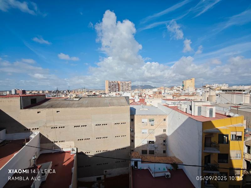 Foto abe8a3f7-78f7-424d-b607-f4937d292aec. Piso en avenida salamanca 15 piso en venta en avenida salamanca en Alicante Foto abe8a3f7-78f7-424d-b607-f4937d292aec. Piso en avenida salamanca 15 piso en venta en avenida salamanca en Alicante