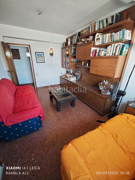Foto ea5bbc89-675d-4da9-a0e3-98024a6b0a98. Piso en avenida salamanca 15 piso en venta en avenida salamanca en Alicante Foto ea5bbc89-675d-4da9-a0e3-98024a6b0a98. Piso en avenida salamanca 15 piso en venta en avenida salamanca en Alicante