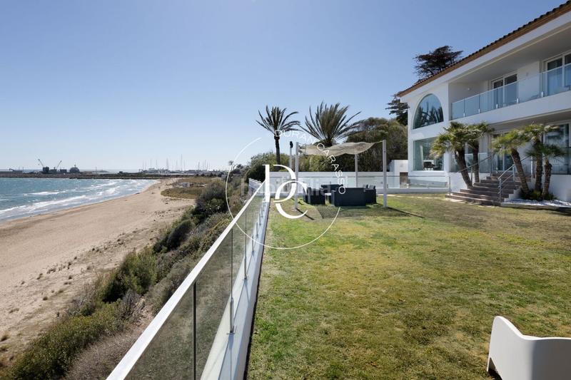 Foto f200e923-7bca-46ec-8071-f3061b13d740. Casa amb calefacció a Barri de Mar Vilanova i la Geltrú Foto f200e923-7bca-46ec-8071-f3061b13d740. Casa amb calefacció a Barri de Mar Vilanova i la Geltrú