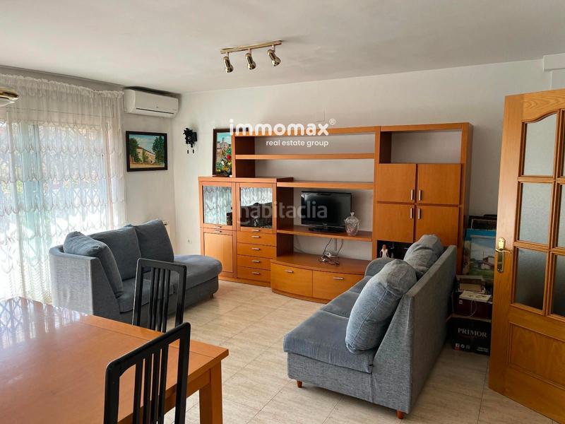 Foto b10207da-9bd1-46f1-b0f4-42aff8eb7412. Casa adossada amb calefacció aparcament a Can bassa Granollers Foto b10207da-9bd1-46f1-b0f4-42aff8eb7412. Casa adossada amb calefacció aparcament a Can bassa Granollers