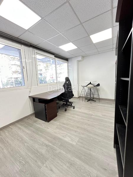 Foto c6c8f025-4623-4f16-98c1-849b5e583020. Oficina a passeig de verdum 12 a Porta Barcelona Foto c6c8f025-4623-4f16-98c1-849b5e583020. Oficina a passeig de verdum 12 a Porta Barcelona