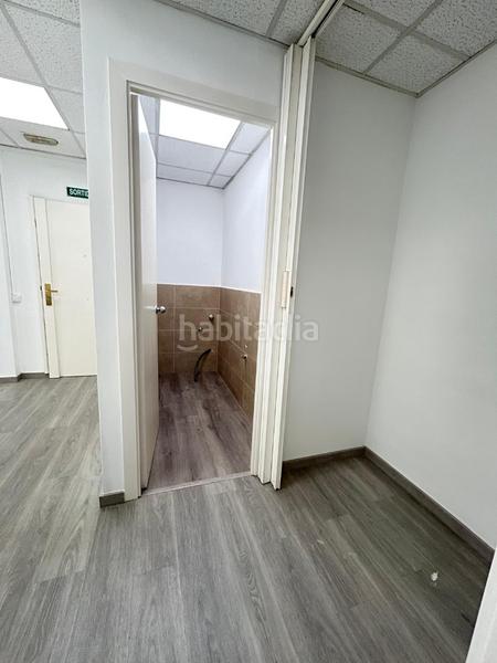 Foto ee29875e-9b60-4c10-88d3-ca030e7e180b. Oficina a passeig de verdum 12 a Porta Barcelona Foto ee29875e-9b60-4c10-88d3-ca030e7e180b. Oficina a passeig de verdum 12 a Porta Barcelona