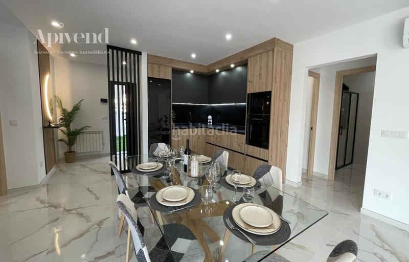 Foto 69c29c49-2eec-4407-9c71-f8f04986f45a. Chalet avec chauffage parking piscine dans Nord Roses Foto 69c29c49-2eec-4407-9c71-f8f04986f45a. Chalet avec chauffage parking piscine dans Nord Roses