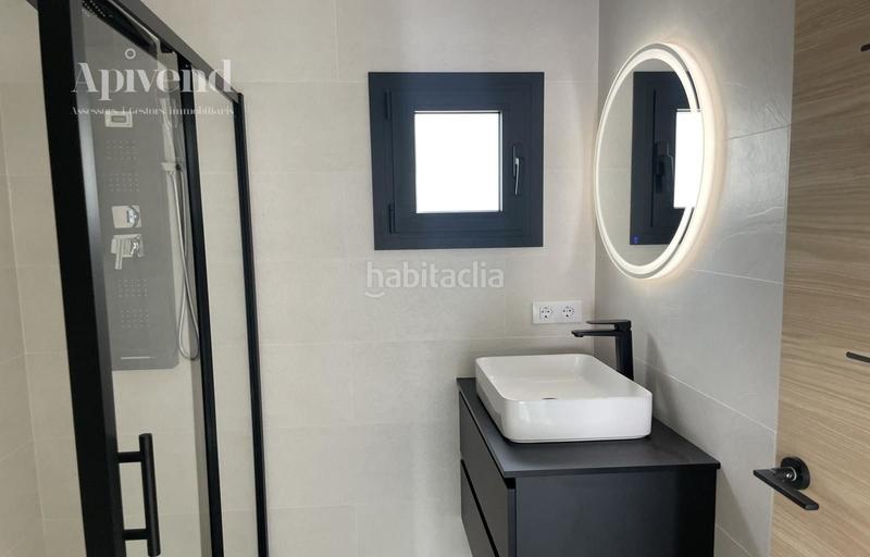 Foto 9d3f6866-a6fd-48f1-935f-0e09efa878e7. Chalet avec chauffage parking piscine dans Nord Roses Foto 9d3f6866-a6fd-48f1-935f-0e09efa878e7. Chalet avec chauffage parking piscine dans Nord Roses