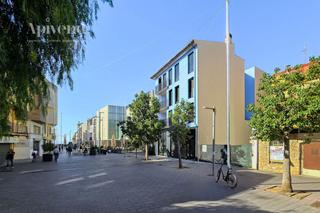 Àtic  Riera ginjolers. Ático nuevo en el centro de roses con una amplia terraza y a tan Àtic  Riera ginjolers. Ático nuevo en el centro de roses con una amplia terraza y a tan