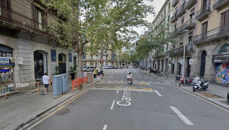 Foto ccacf31b-780d-456d-bf2e-a752e0fc038d. Pas-de-porte local commercial dans Dreta de l´Eixample Barcelona Foto ccacf31b-780d-456d-bf2e-a752e0fc038d. Pas-de-porte local commercial dans Dreta de l´Eixample Barcelona