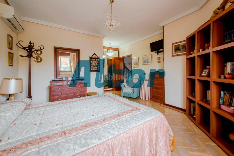 Foto 2f5db36e-32e5-4f4f-92dc-9743cb6871b5. Casa a schiera con riscaldamento parcheggio piscina in Villalbilla Foto 2f5db36e-32e5-4f4f-92dc-9743cb6871b5. Casa a schiera con riscaldamento parcheggio piscina in Villalbilla