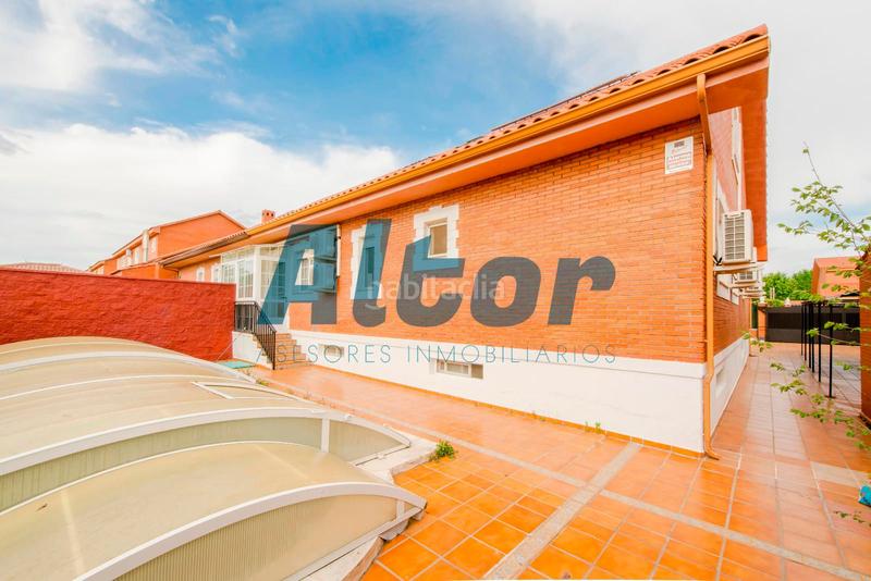 Foto 7481ffcf-a2e9-4d8f-a01a-6043992bcf07. Casa a schiera con riscaldamento parcheggio piscina in Villalbilla Foto 7481ffcf-a2e9-4d8f-a01a-6043992bcf07. Casa a schiera con riscaldamento parcheggio piscina in Villalbilla