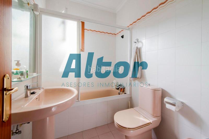 Foto eb0df0a2-e923-411d-9684-35d19190ed0e. Casa a schiera con riscaldamento parcheggio piscina in Villalbilla Foto eb0df0a2-e923-411d-9684-35d19190ed0e. Casa a schiera con riscaldamento parcheggio piscina in Villalbilla