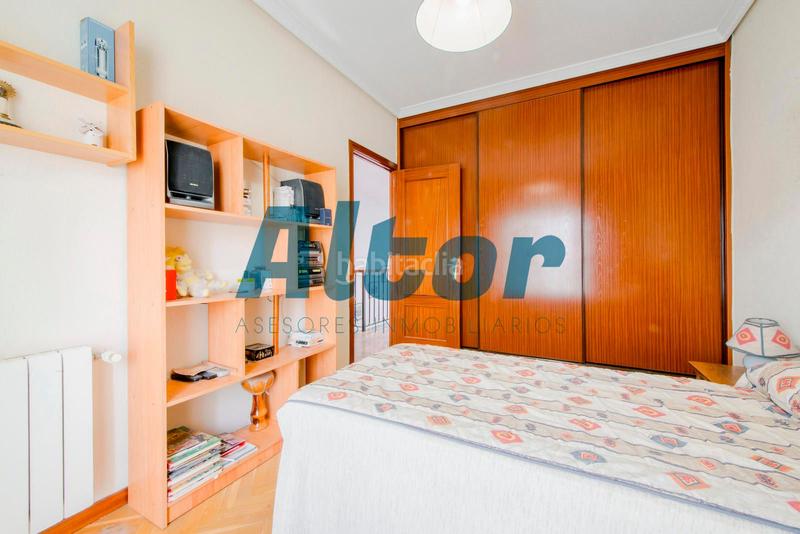 Foto ef6d568b-61f6-431d-a53e-d021f8ba7867. Casa a schiera con riscaldamento parcheggio piscina in Villalbilla Foto ef6d568b-61f6-431d-a53e-d021f8ba7867. Casa a schiera con riscaldamento parcheggio piscina in Villalbilla